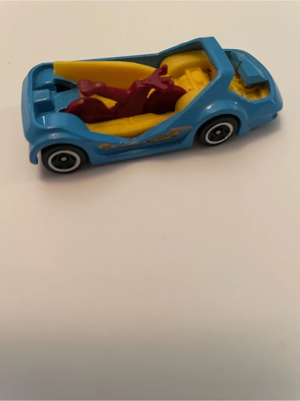 Hot Wheels Surf's Up 4/5 Deora III 71/250 Blue red motorcycle and surfboard